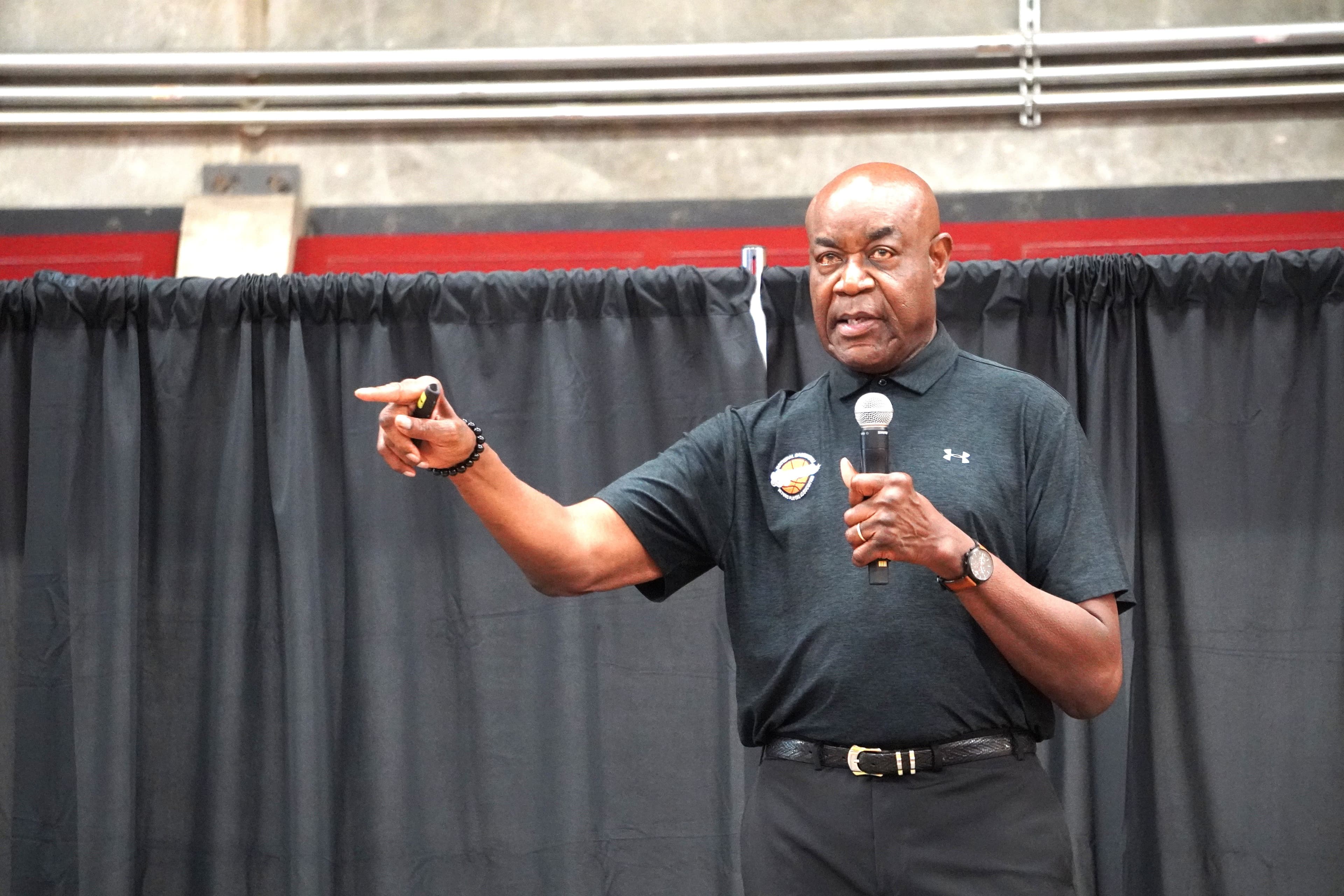 Execute the Game Plan: Former NBA Player Dwight Davis Speaks at Morning Assembly